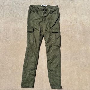 Old Navy Rockstar Super Skinny Pants - Size 6